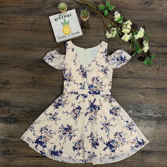 Floral Print Cold Shoulder Dress | Ali & Jay - Picture 2 of 11